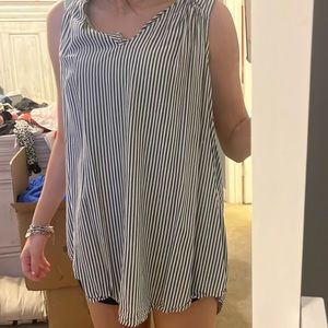 Striped flowy blouse